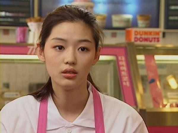 Jeon Ji Hyun đẹp xuất sắc, Song Hye Kyo đúng chuẩn tình đầu thời đóng vai phụ-2