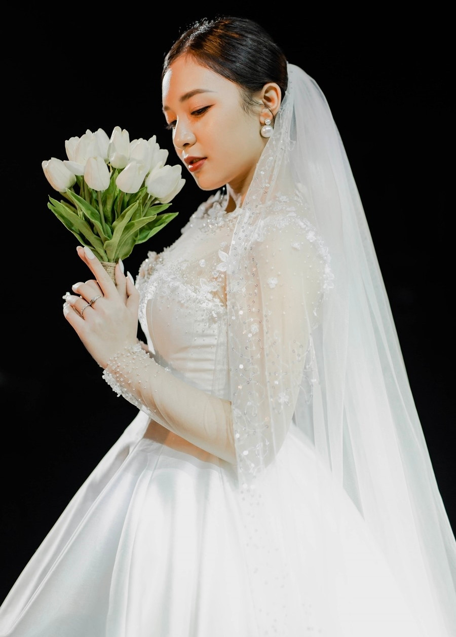 Ảnh cưới ngọt ngào của MC Phương Thảo VTV