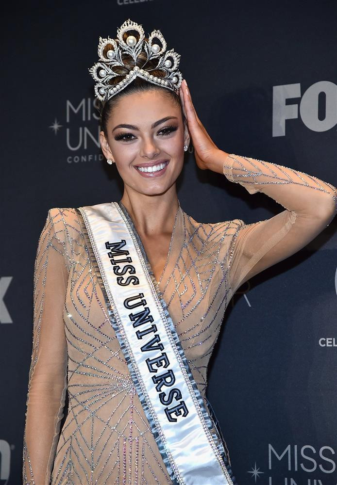 7 Miss Universe triều đại IMG: 2017 mất ngôi đẹp nhất?-5