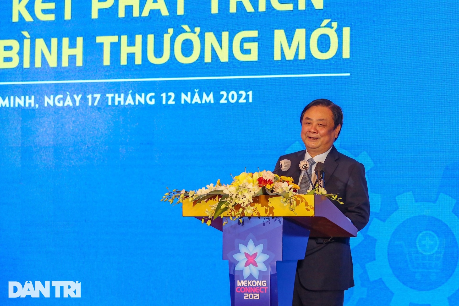 Bộ trưởng Lê Minh Hoan và kỳ vọng dân miền Tây từ bỏ việc ăn thịt chim trời - 1 Bộ trưởng Lê Minh Hoan và kỳ vọng dân miền Tây từ bỏ việc ăn thịt chim trời - 1