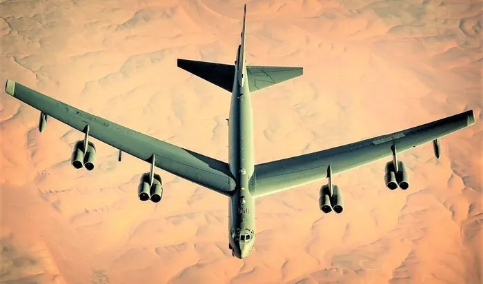 Hoa Kỳ nghiên cứu thử nghiệm tích hợp vũ khí siêu thanh trên máy bay ném bom B-52