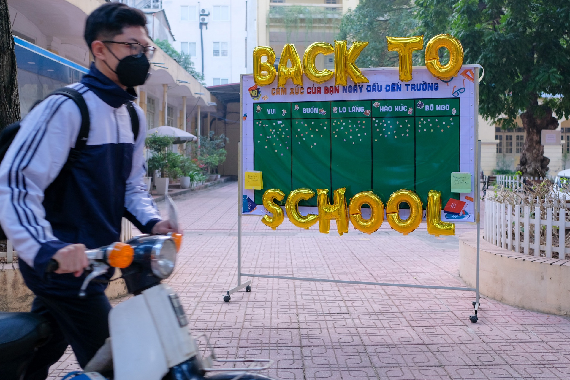 Hai quận ở Hà Nội đóng cửa trường học do tình hình dịch phức tạp - 1