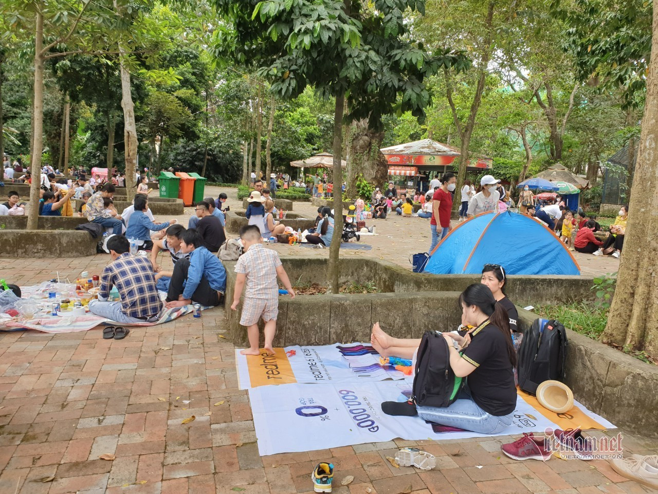 Thảo Cầm Viên Sài Gòn bất ngờ đón hàng nghìn khách vui chơi ngày cuối tuần - 14