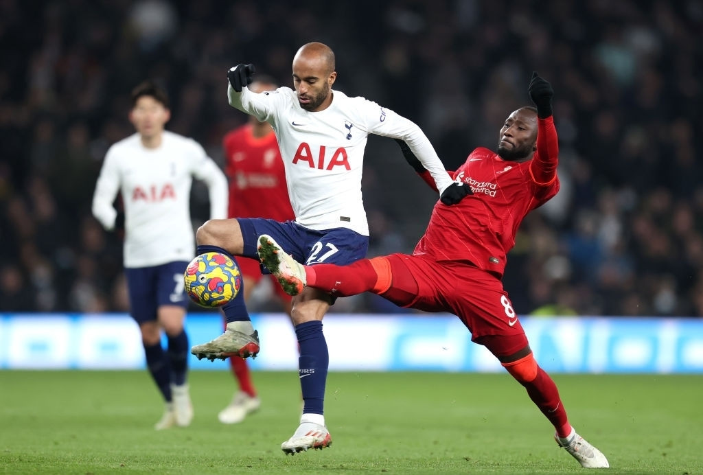 Kết quả Ngoại Hạng Anh: Liverpool hòa Tottenham, Man City nới rộng khoảng cách - 2