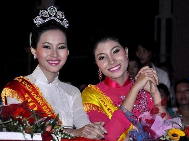 Trang Trần đội vương miện Miss Universe phake giống Đặng Thu Thảo-7