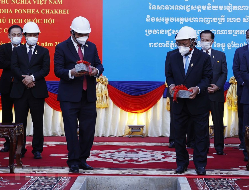Chủ tịch nước thăm Campuchia: Kết quả toàn diện trong hơn một ngày bận rộn - 3