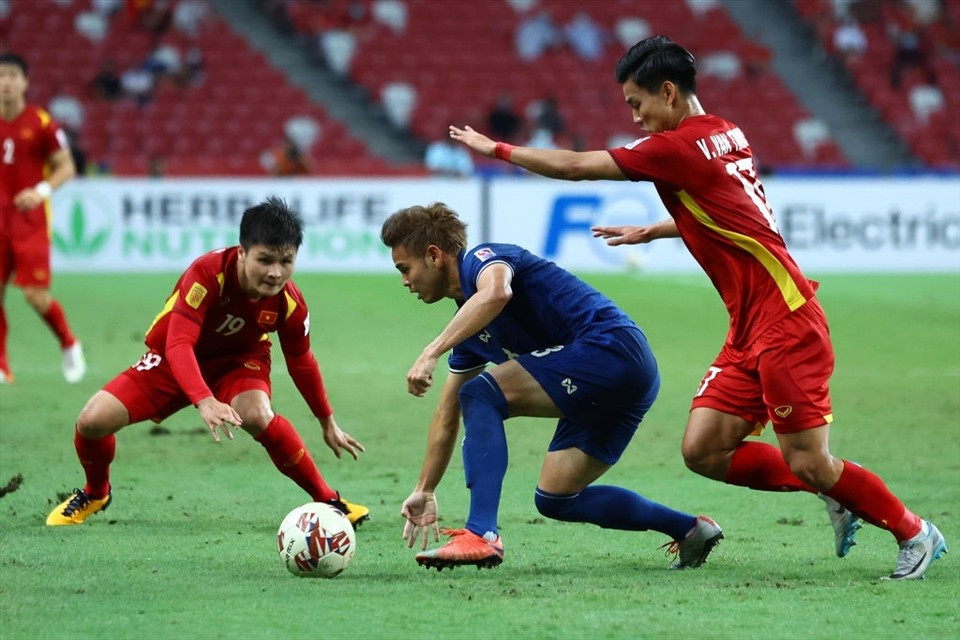 Tuyển Thái Lan có lợi thế dẫn 2 bàn trước trận bán kết lượt về AFF Cup 2020. Ảnh: AFP