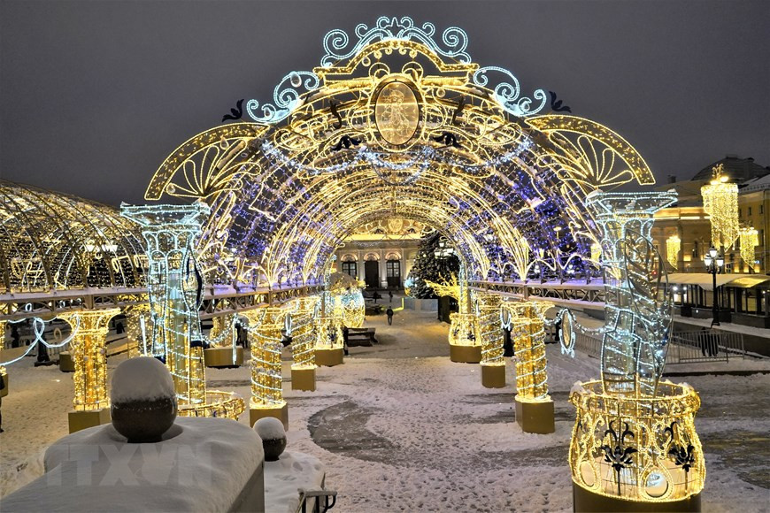 Hình ảnh Thủ đô nước Nga lộng lẫy trước thềm Giáng sinh và Năm mới - 5
