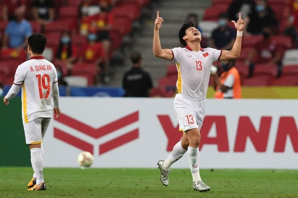 Tuyển Việt Nam bế tắc trong việc tìm kiếm bàn thắng vào lưới đội bóng xứ chùa Vàng. Ảnh: AFP