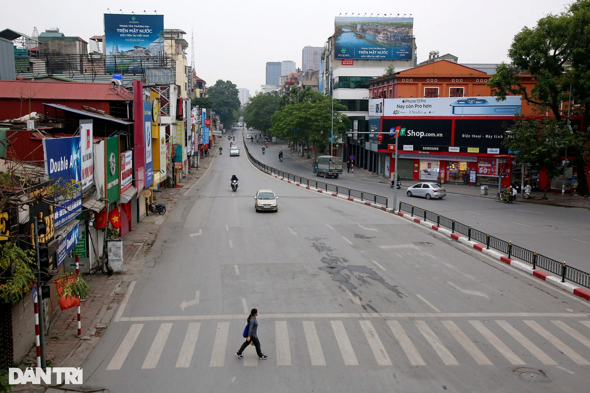 Hình ảnh phố phường Hà Nội trong ngày đầu tiên của năm mới 2022 - 13