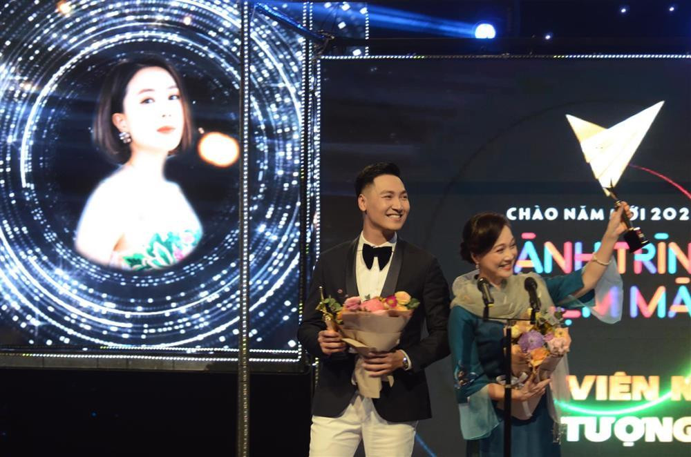 VTV Awards 2021: Hương Vị Tình Thân thắng lớn, Mạnh Trường lần đầu được vinh danh-4