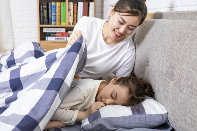 Trước khi ngủ 1 tiếng, bố mẹ nên làm 4 điều này để cải thiện IQ, EQ cho trẻ-1