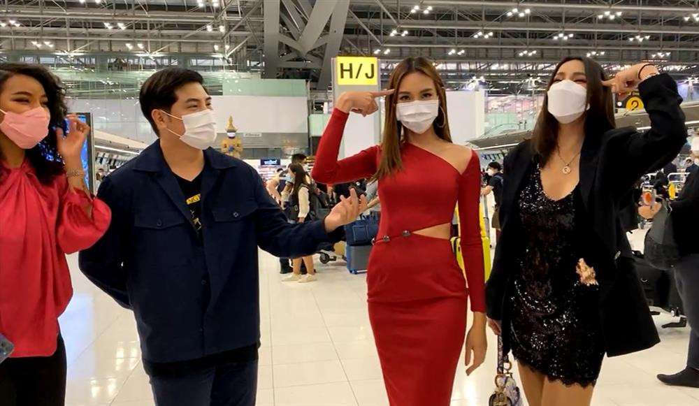 Thùy Tiên xuất hiện tại sân bay Thái Lan, phải lẻ loi về nước-7