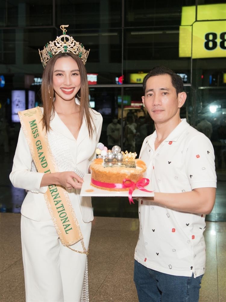 Thùy Tiên làm rụng hột xoàn trên vương miện Miss Grand 12 tỷ?-3