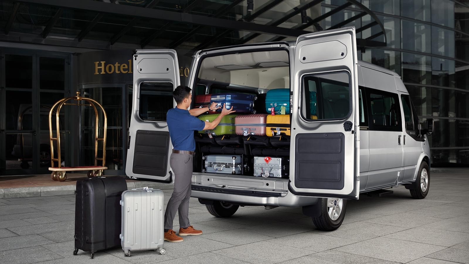 Ford Transit mới Ford Transit mới