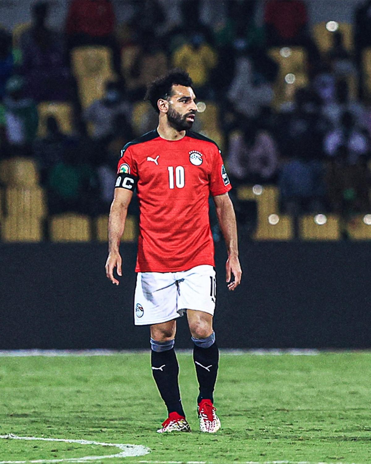 Tuy nhiên, đôi giày mới chưa mang lại may mắn cho chủ nhân khi Mohamed Salah thi đấu mờ nhạt và ĐT Ai Cập chịu thua 0-1 trước Nigeria.
