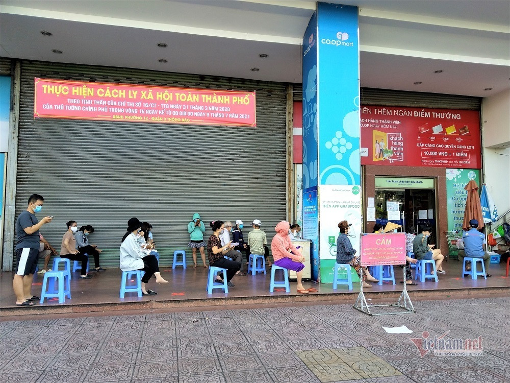 Chợ Sài Gòn: Khoảng khắc chưa từng có và không bao giờ quên