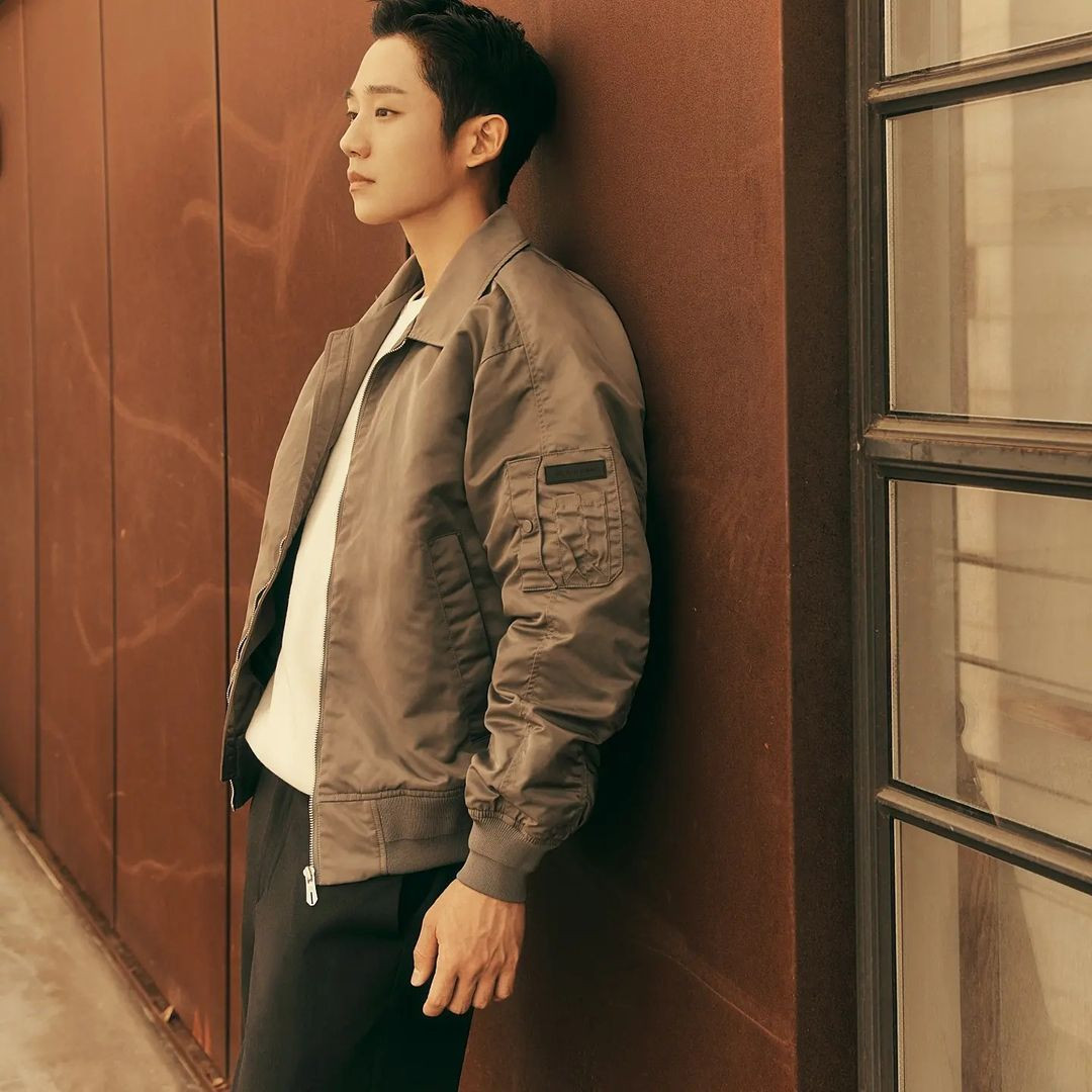 Gia thế khủng của mỹ nam Jung Hae In 'Snowdrop'