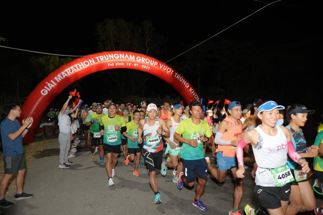 Marathon Trung Nam Vượt trùng khơi ghi dấu ấn ở Trà Vinh - 1