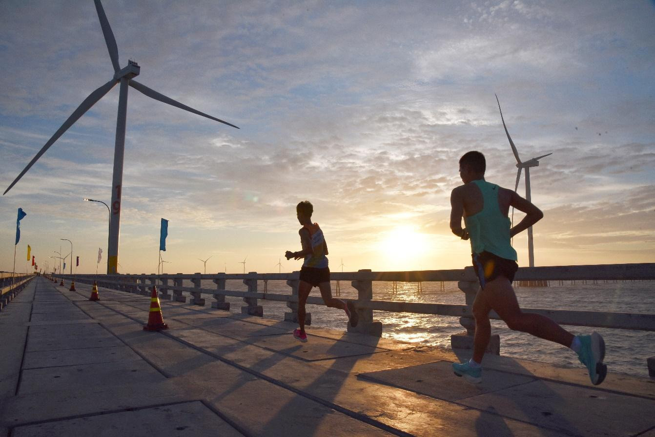 Marathon Trung Nam Vượt trùng khơi ghi dấu ấn ở Trà Vinh - 2