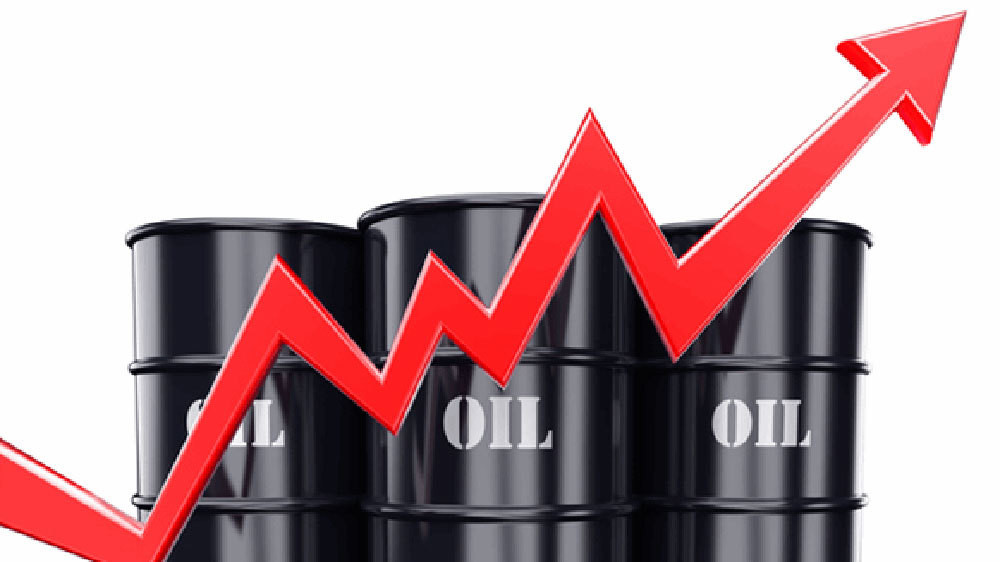 Giá dầu lên cao nhất 7 năm: Xăng dầu Việt Nam tăng mạnh kỳ áp Tết