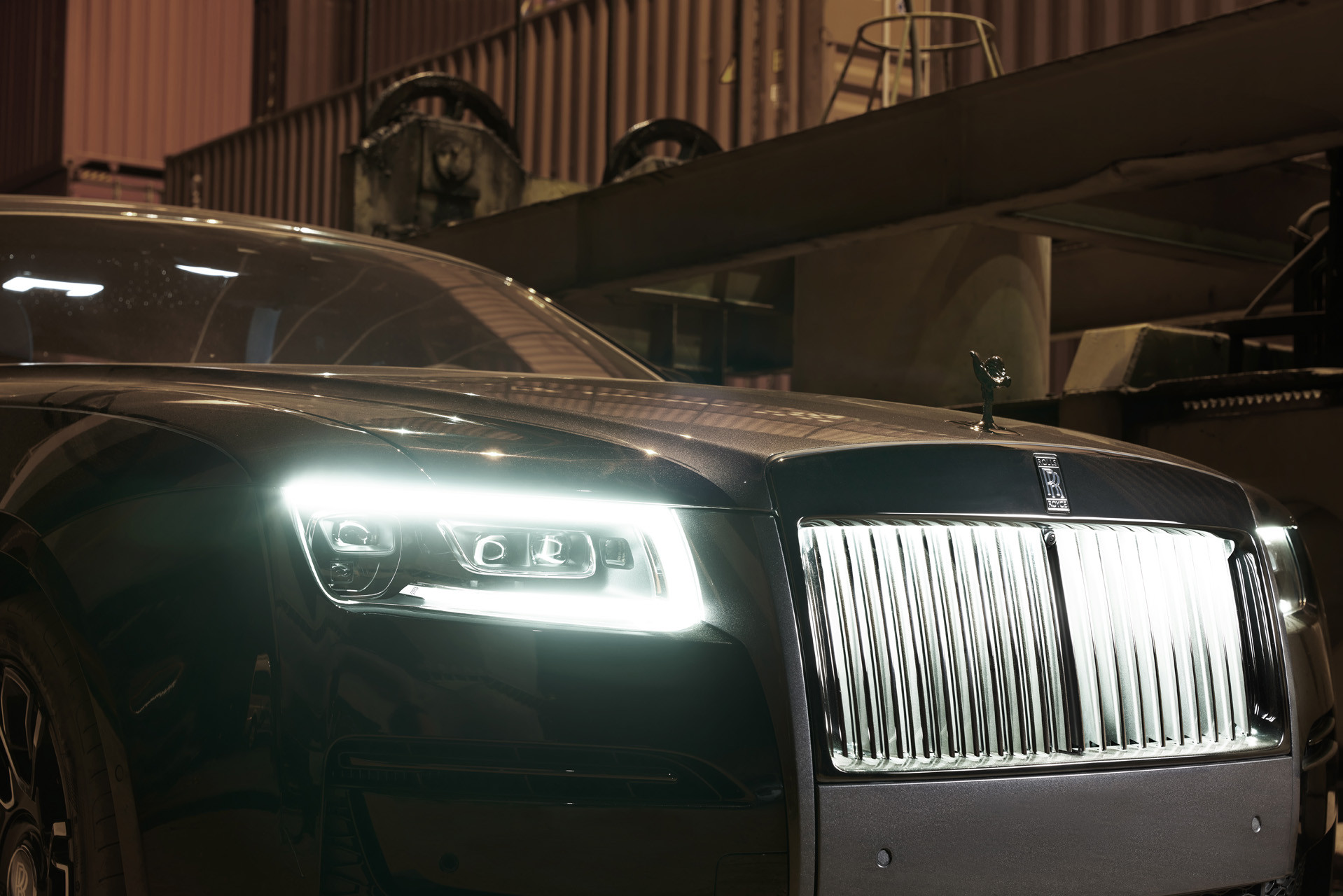 Thiết kế đầu xe Rolls-Royce Ghost Black Badge 2022 
