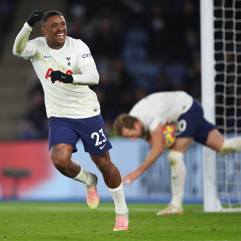 Tottenham ngược dòng thắng 'điên rồ' trước Leicester