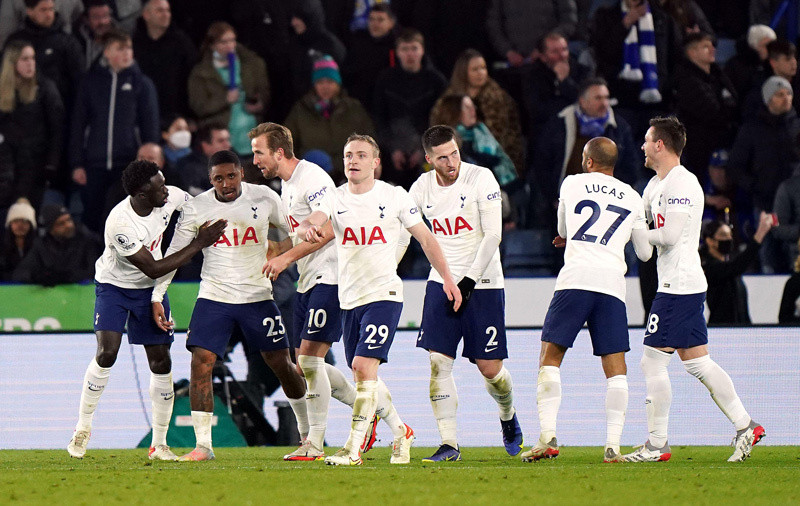 Tottenham ngược dòng thắng 'điên rồ' trước Leicester