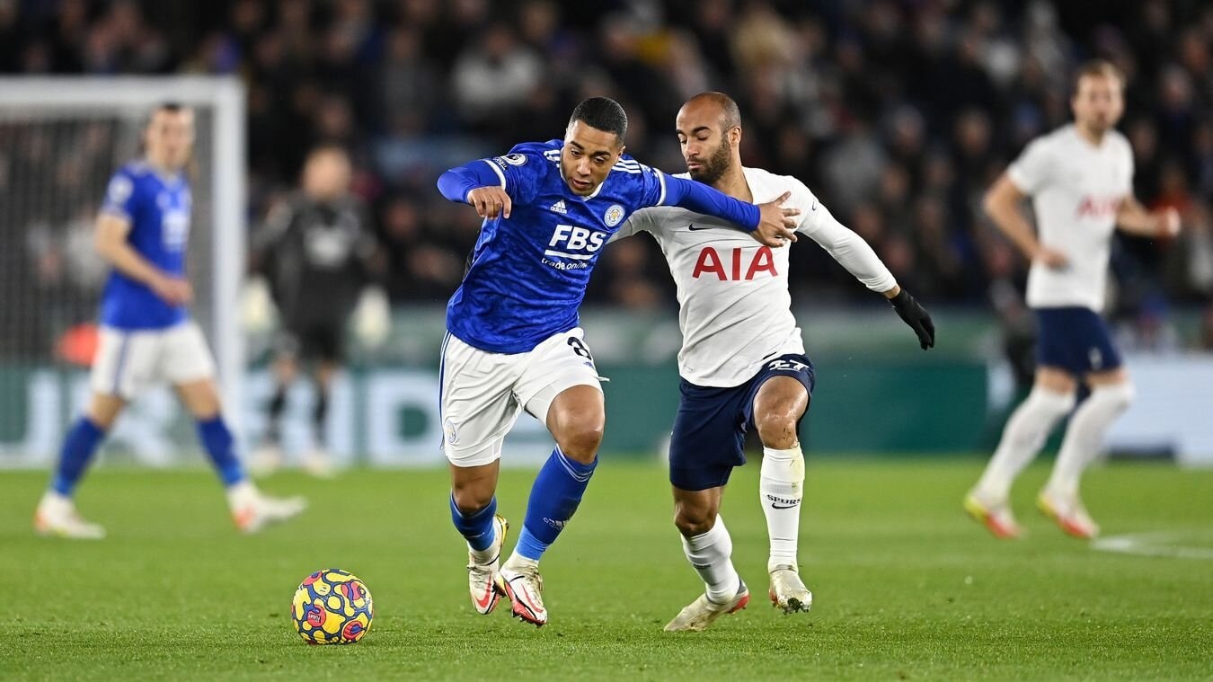 Tottenham ngược dòng thắng 'điên rồ' trước Leicester