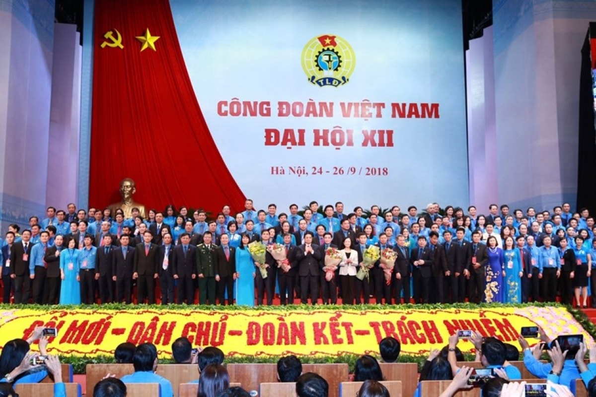 Chỉ thị của Ban Bí thư về lãnh đạo đại hội công đoàn các cấp - Ảnh 1. Chỉ thị của Ban Bí thư về lãnh đạo đại hội công đoàn các cấp - Ảnh 1.