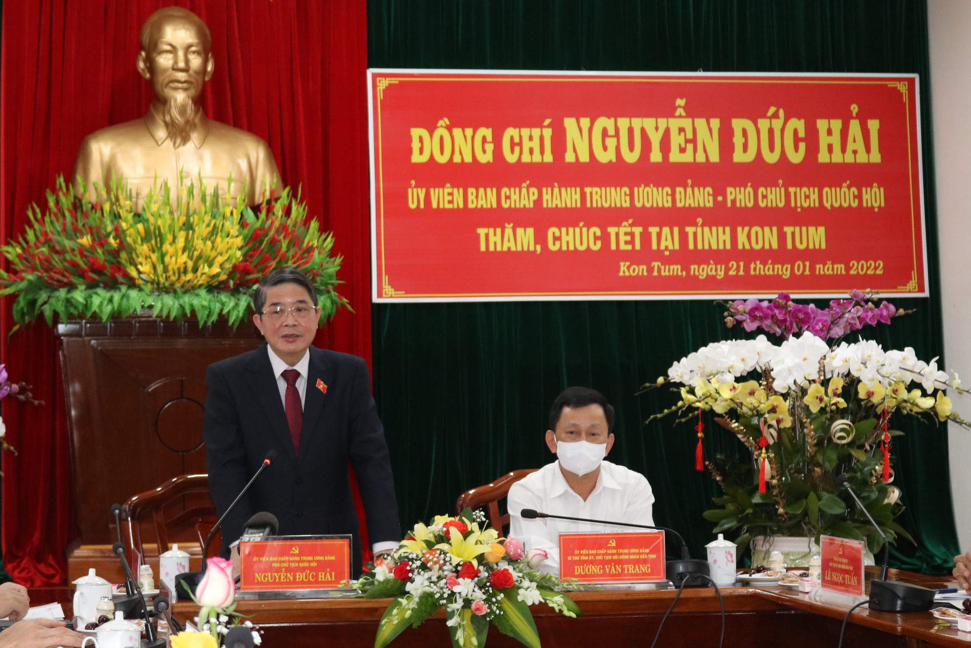 Phó Chủ tịch Quốc hội thăm, chúc Tết tại tỉnh Kon Tum  - Ảnh 1.