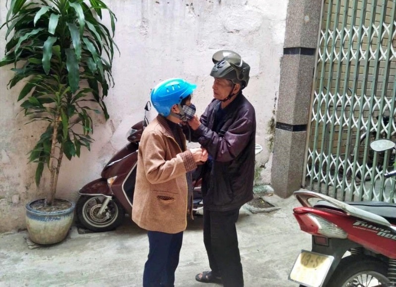 Vợ yêu tình cũ hơn mình, cụ ông nói: Chỉ có tôi yêu bà ấy nhiều thôi - 1 Vợ yêu tình cũ hơn mình, cụ ông nói: Chỉ có tôi yêu bà ấy nhiều thôi - 1