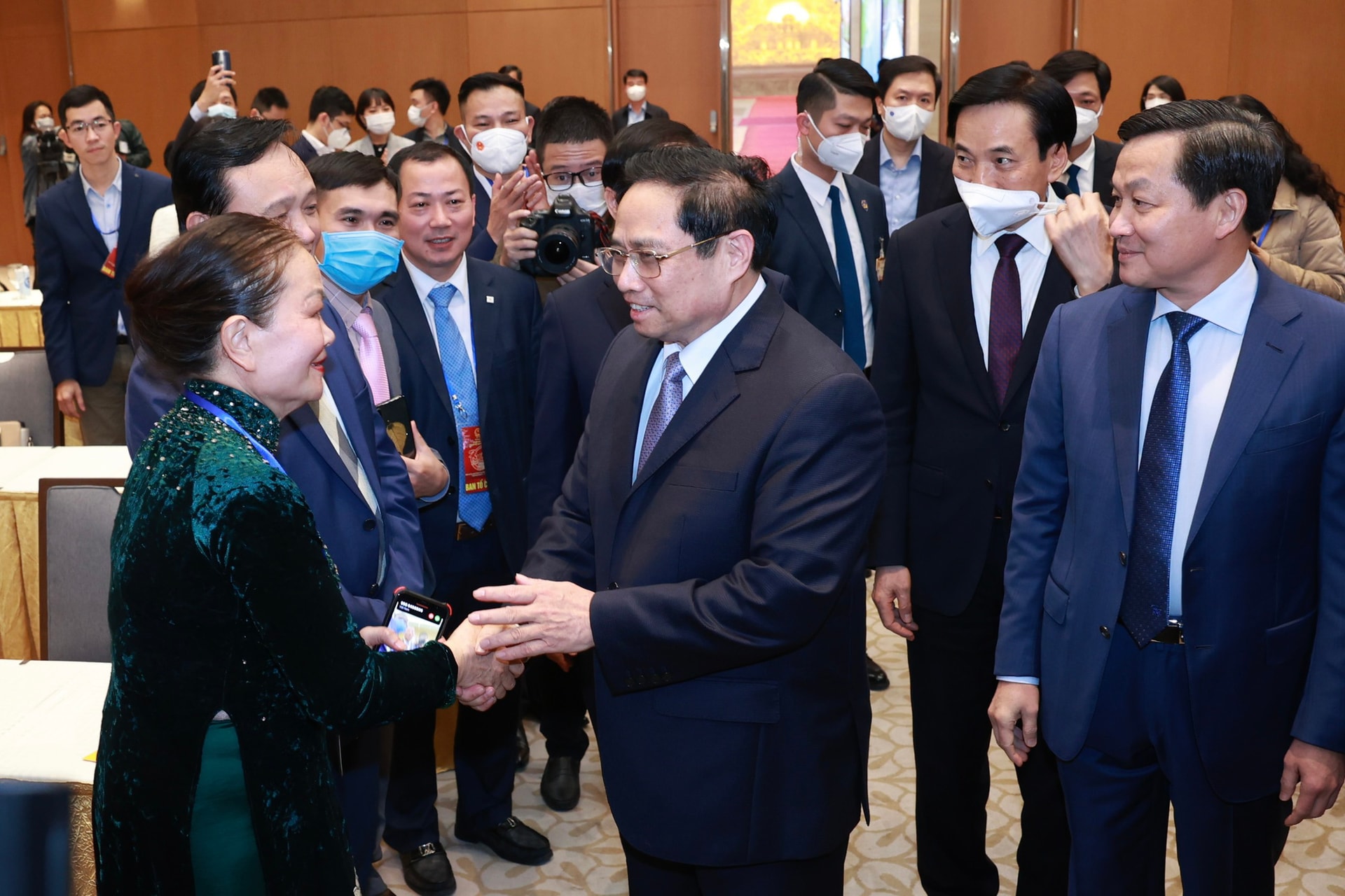 Thủ tướng Phạm Minh Chính: Chính phủ sẽ có giải pháp để 'đường về quê gần hơn' với kiều bào - Ảnh 1. Thủ tướng Phạm Minh Chính: Chính phủ sẽ có giải pháp để 'đường về quê gần hơn' với kiều bào - Ảnh 1.