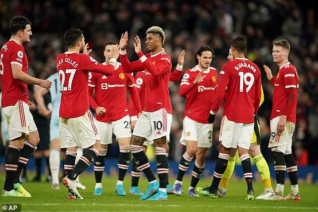 Tranh cãi nảy lửa về bàn thắng vàng giúp Man Utd chiến thắng - 2 Tranh cãi nảy lửa về bàn thắng vàng giúp Man Utd chiến thắng - 2