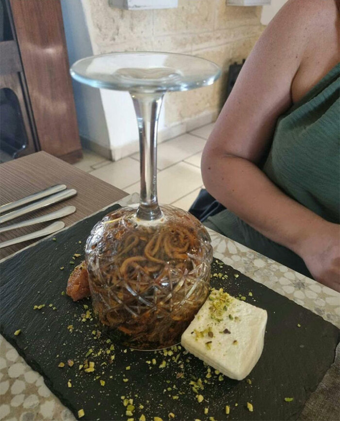 Nhà hàng bày trí đồ ăn sáng tạo khiến du khách 