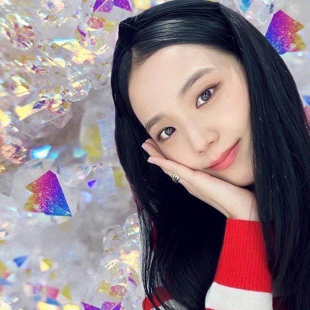 Jisoo vừa tung thính solo, loạt fanbase BLACKPINK tỏ ra ghét bỏ?-3