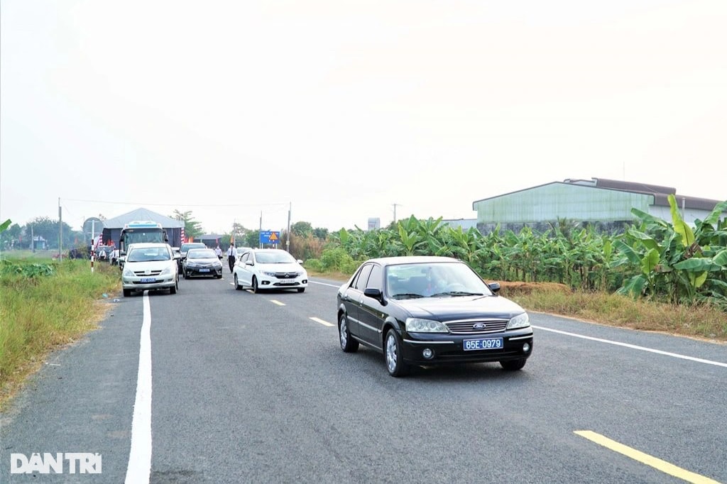 Thông xe tuyến đường nghìn tỷ phục vụ người dân dịp Tết - 3 Thông xe tuyến đường nghìn tỷ phục vụ người dân dịp Tết - 3