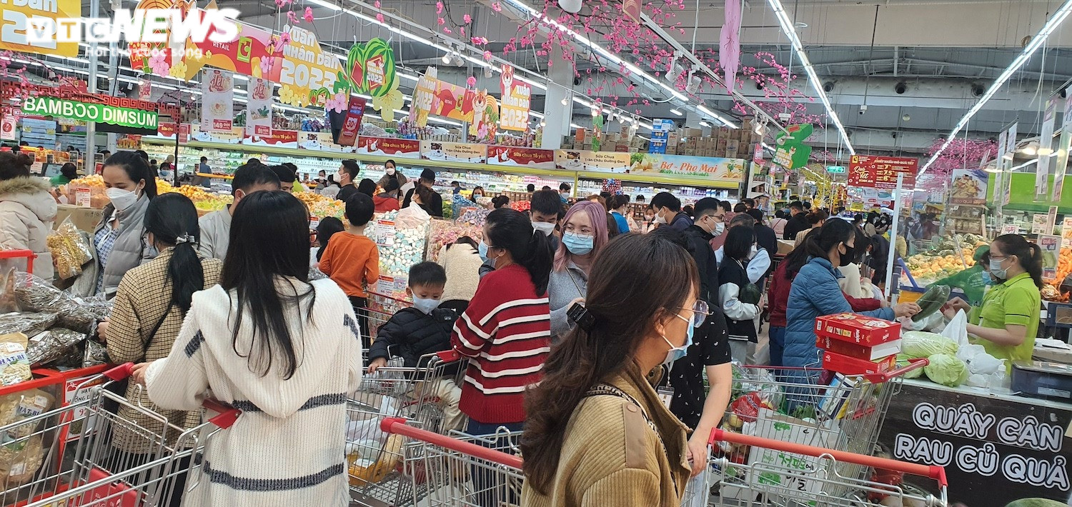 Biển người sắm Tết tại siêu thị Big C Hà Nội  - 5