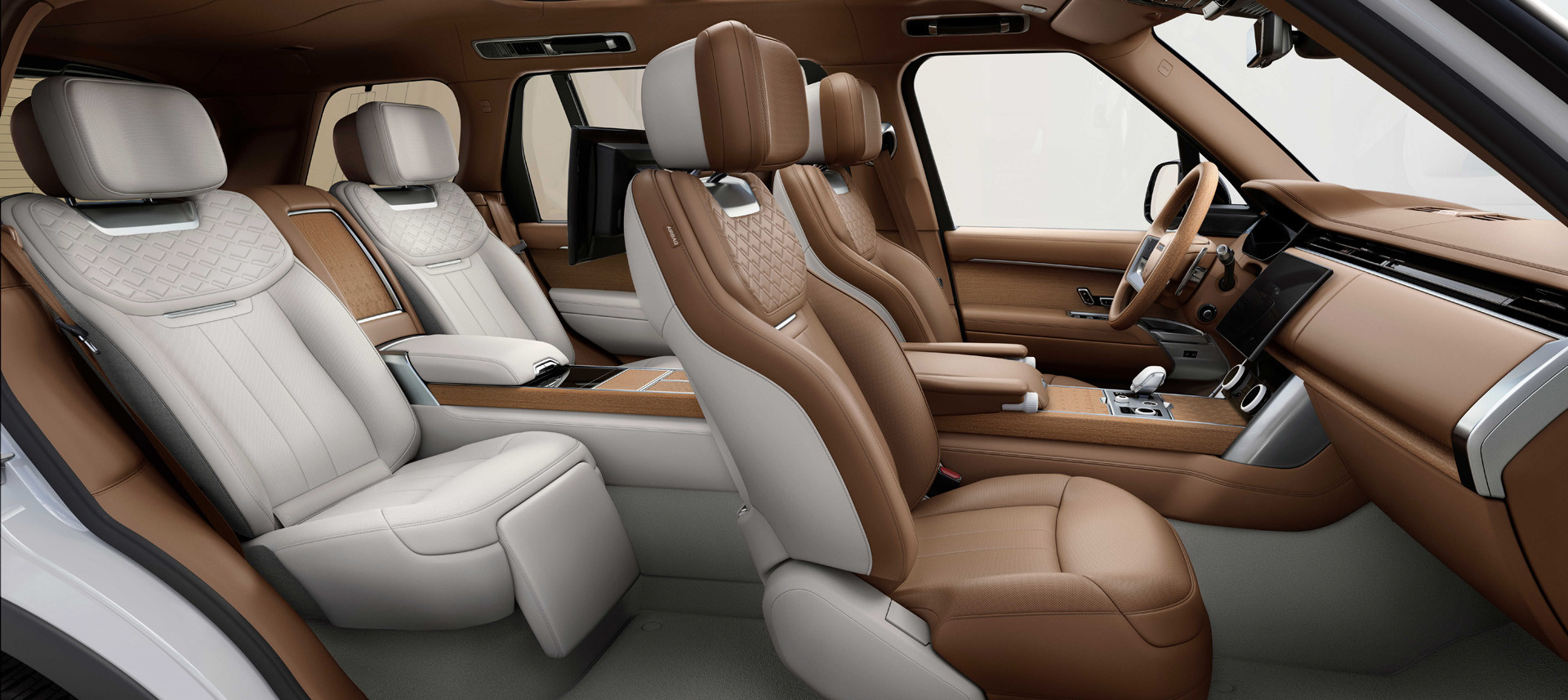 Cabin xe Range Rover mới
