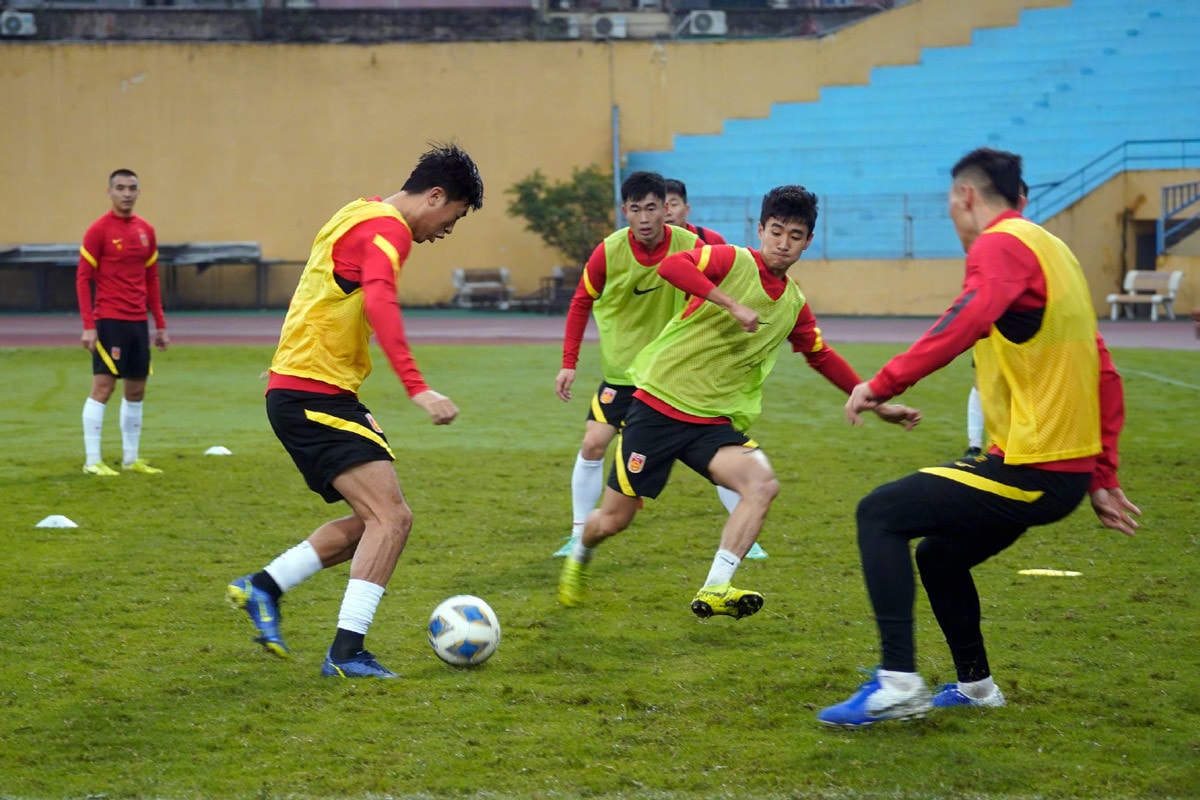 Báo Trung Quốc thấp thỏm, sợ thua tuyển Việt Nam