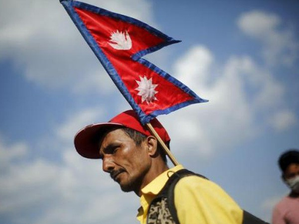 Đối với Nepal, năm 2021 là một năm biến động chính trị và tiếp tục bị mất kết nối với toàn cầu, nhưng đây cũng là một năm phục hồi kinh tế. 