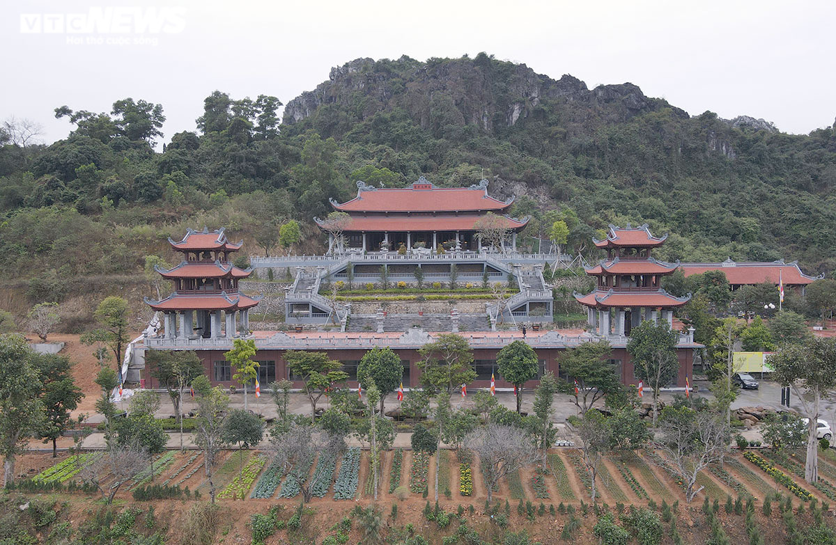 Cận cảnh ngôi chùa trên núi có pho tượng Phật bằng đồng lớn nhất Hải Phòng - 4
