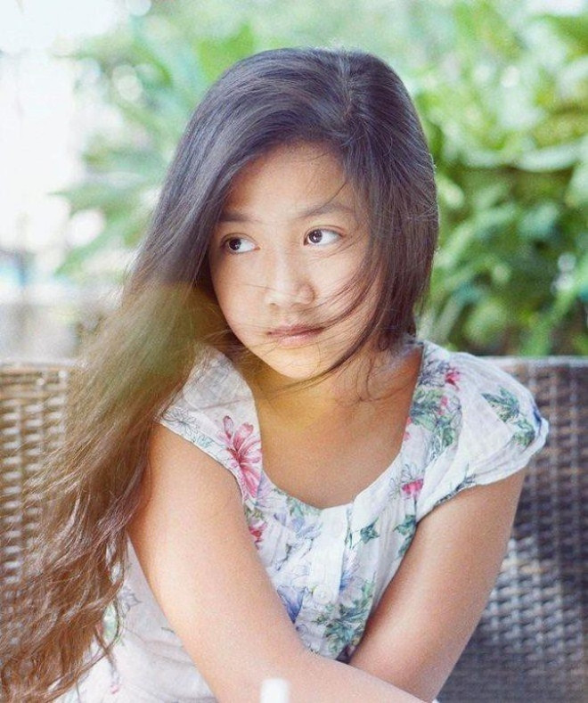 Con gái 13 tuổi của Mạnh Trường xinh đẹp khiến ai ngắm cũng xuýt xoa