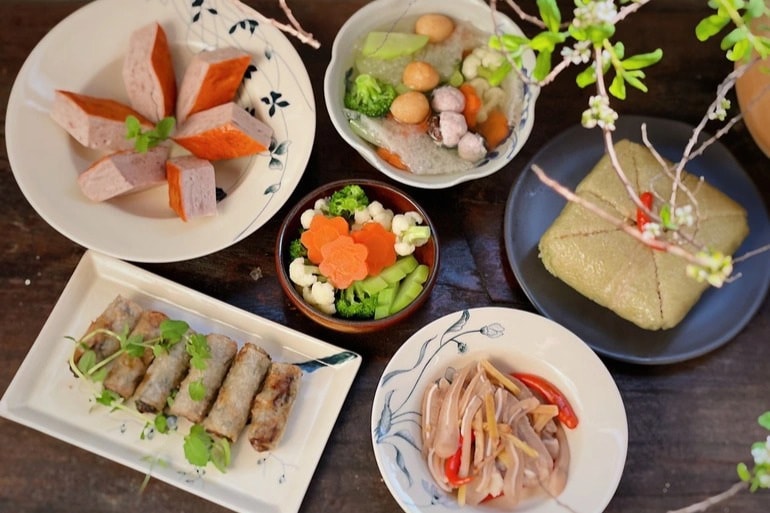 Lưu ý quan trọng với người mắc bệnh nền trong bữa ăn ngày Tết - 1 Lưu ý quan trọng với người mắc bệnh nền trong bữa ăn ngày Tết - 1