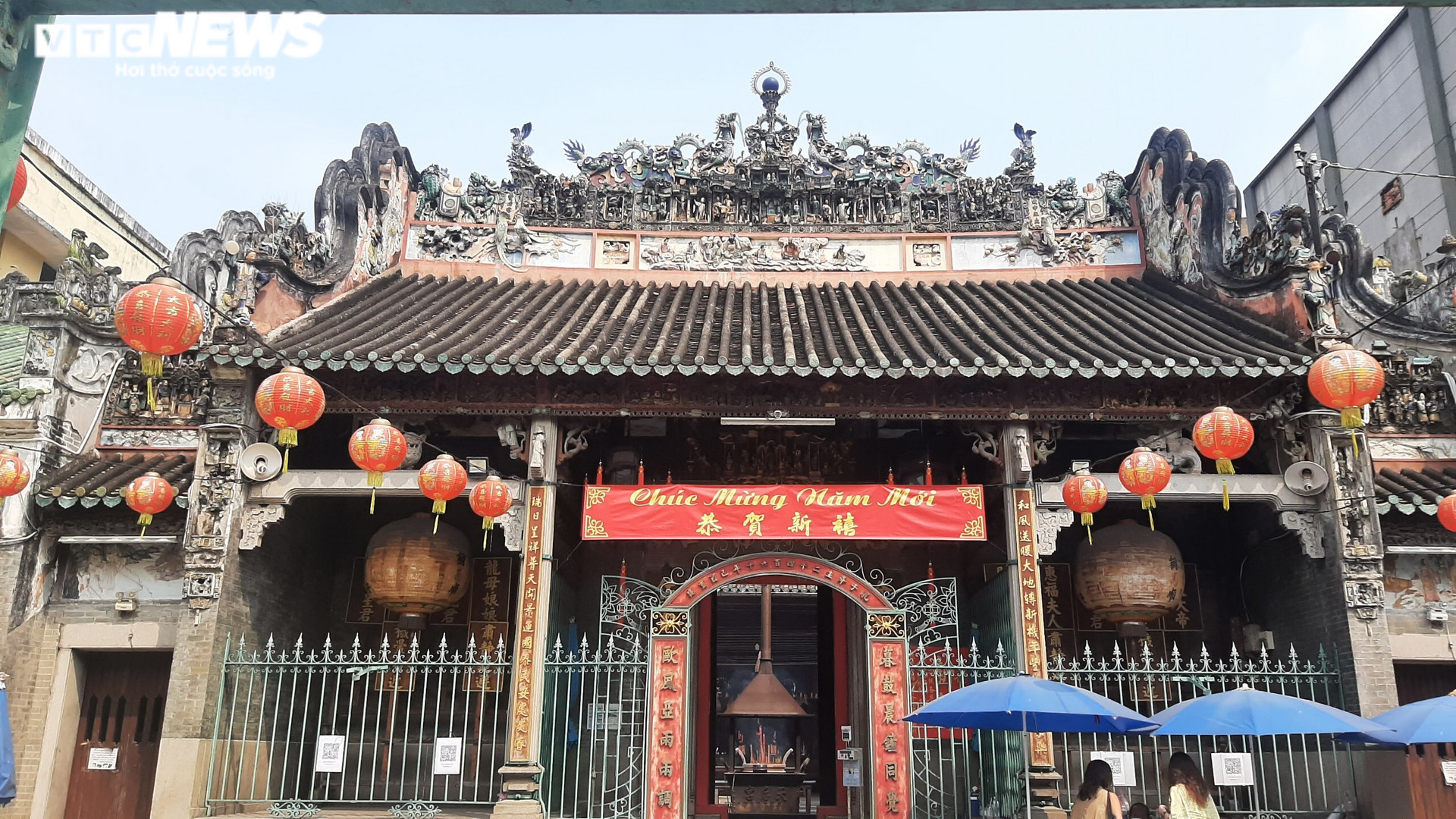 Ảnh: Ngắm ngôi chùa cổ hơn 250 tuổi của người gốc Hoa ở Sài Gòn - 16