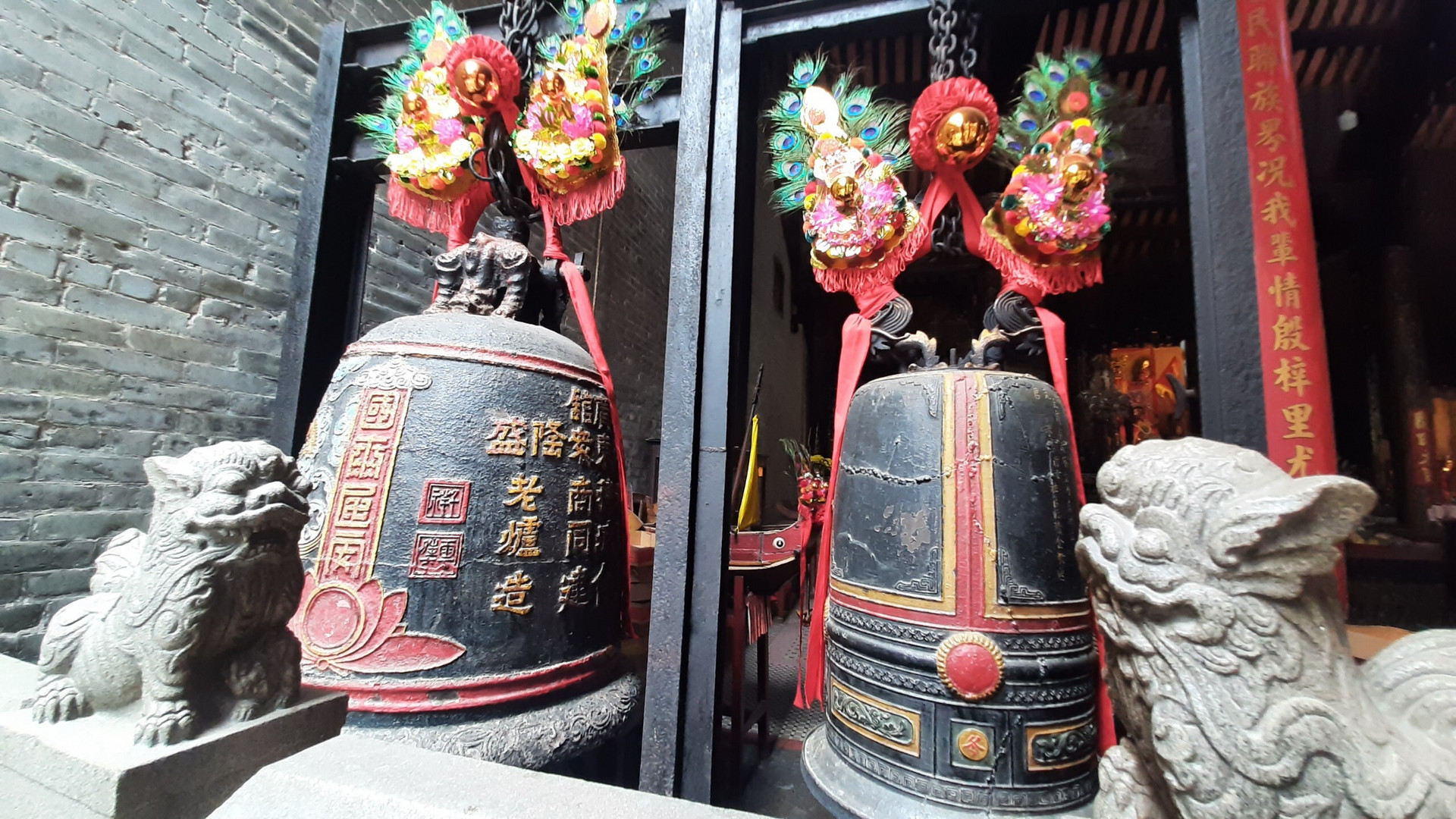 Ảnh: Ngắm ngôi chùa cổ hơn 250 tuổi của người gốc Hoa ở Sài Gòn - 7
