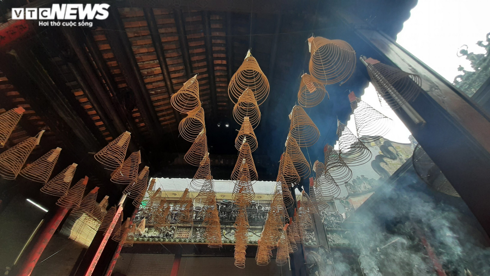Ảnh: Ngắm ngôi chùa cổ hơn 250 tuổi của người gốc Hoa ở Sài Gòn - 14