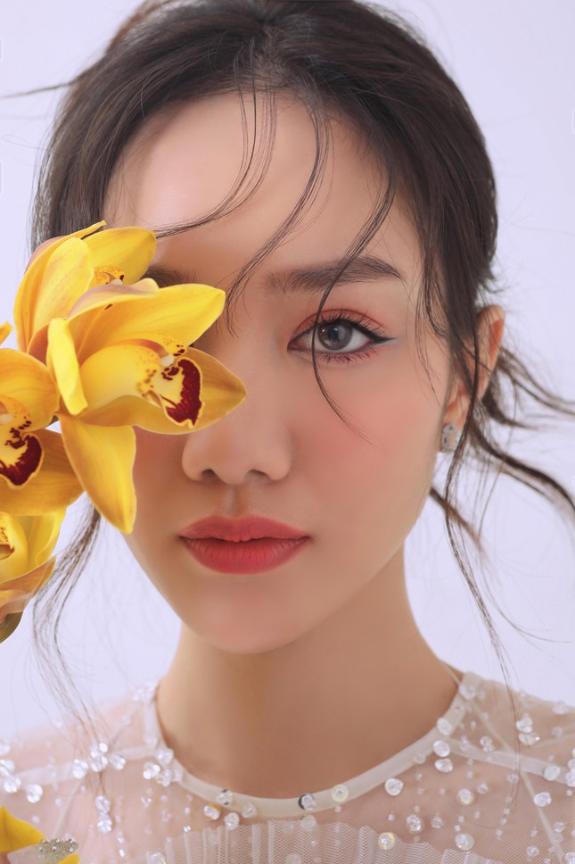 Mỹ nhân có gương mặt đẹp nhất Hoa hậu Việt Nam 2018 hiện ra sao? ảnh 4