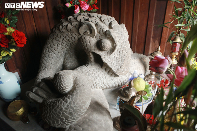 Ảnh: Độc đáo pho tượng rồng đá 'miệng cắn thân, chân xé mình' ở Bắc Ninh - 14