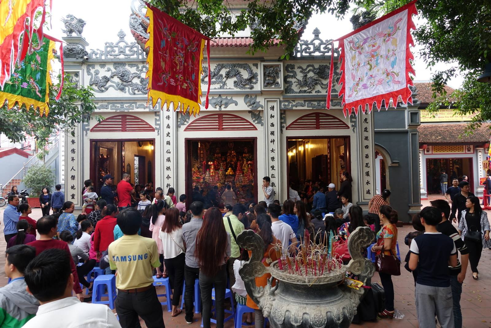Hành hương đầu năm ở 6 ngôi chùa nổi tiếng linh thiêng của Việt Nam - 2